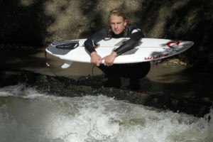 Quirin Stamminger eisbach river surfer