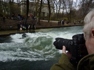 dieter verstl eisbach welle muenchen river surf fotograf-3